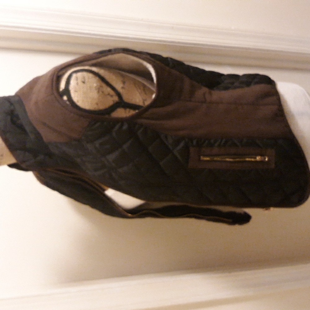 Brown and black Vest - Picture 2 of 9